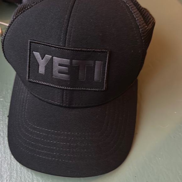 YETI~ Patch On Patch Logo Triple Black Trucker Hat - Picture 1 of 4